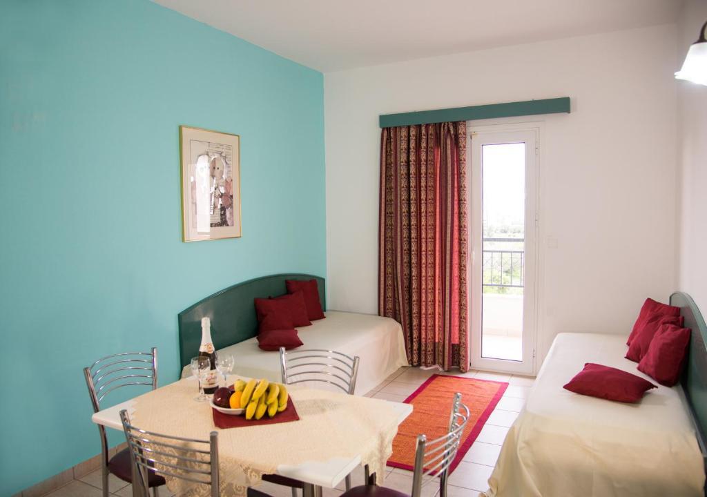 Theoni Apartments Malia Exterior foto